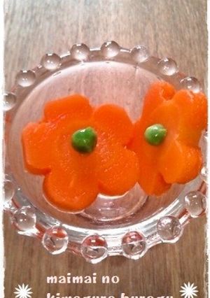 キャラ弁おかず＊人参deお花ちゃん✿-レシピのメイン写真