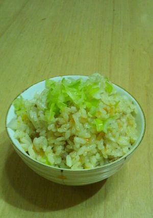 超~簡単♪炊き込みご飯☆~玉ねぎと人参~-レシピのメイン写真