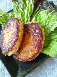 豆腐だけ♪ヘルシーハンバーグ-レシピのメイン写真
