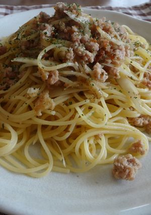 鶏挽肉とごぼうのパスタ-レシピのメイン写真