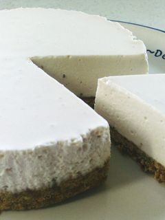 いちご風味のレアチーズケーキ-レシピのメイン写真