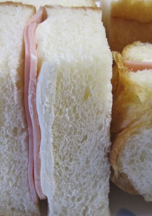 ふわふわパンで★チーズハムサンド-レシピのメイン写真