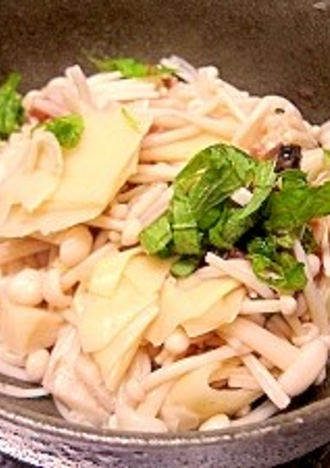 筍の姫皮とエノキの梅肉あえ-レシピのメイン写真