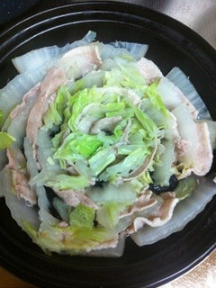 白菜と豚バラ肉のタジン蒸し-レシピのメイン写真