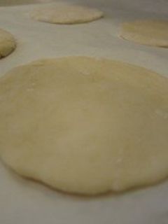 ピザ生地(直径 8cm)-レシピのメイン写真