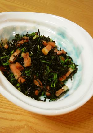 厚切りベーコンとひじきのコンソメ煮✿-レシピのメイン写真