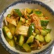 胡瓜とキムチのゴマゴマ塩昆布和え