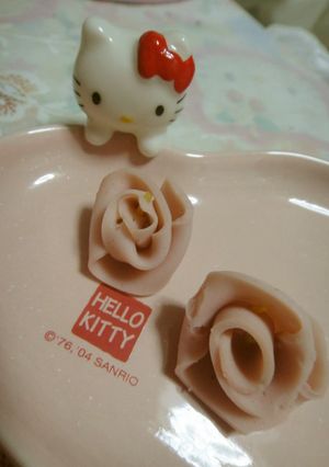 魚肉ソーセージでバラの花✿-レシピのメイン写真