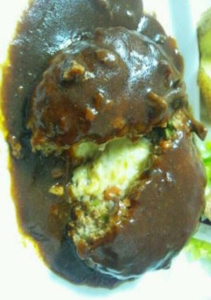 チーズinハンバーグ-レシピのメイン写真