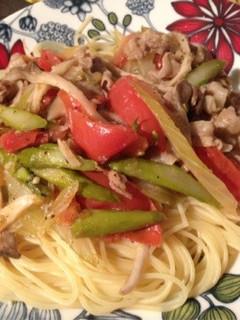 アスパラとセロリ、豚肉とトマトのパスタ-レシピのメイン写真