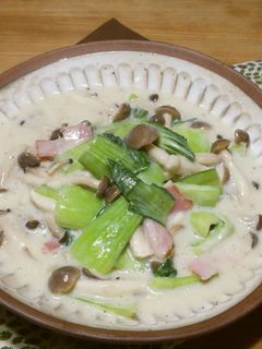 青梗菜としめじ*豆乳で和風クリーム煮-レシピのメイン写真