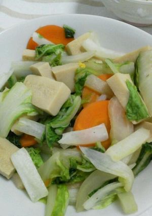 高野豆腐と白菜の煮物-レシピのメイン写真