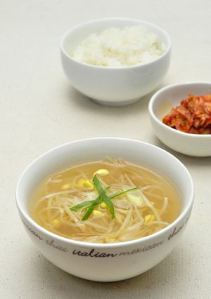 韓国料理豆もやしのスープ:コンナムルグク-レシピのメイン写真