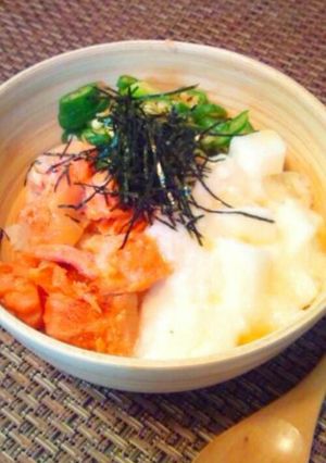 鮭・オクラ・長芋のネバネバ丼-レシピのメイン写真