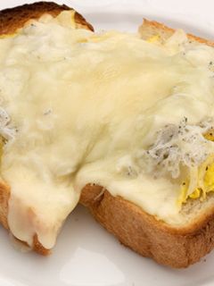 しらすとキャベツのチーズトースト-レシピのメイン写真
