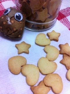 マーガリンで☆型抜きクッキー-レシピのメイン写真