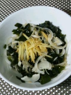 新玉ねぎとワカメの和えもの-レシピのメイン写真