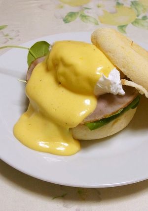 エッグベネディクト-レシピのメイン写真