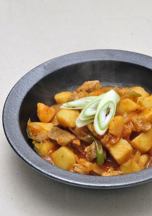 韓国料理ーコチュジャン チゲ-レシピのメイン写真