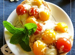栗ジャムとミニトマトの胡麻チーズトースト-レシピのメイン写真