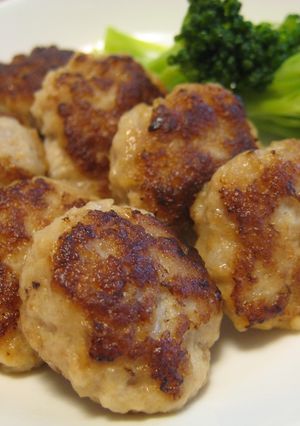 手づかみ食べ　豆腐ハンバーグ　-レシピのメイン写真