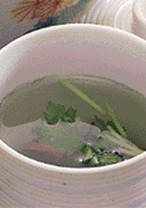 炊き込みわかめのお吸い物-レシピのメイン写真