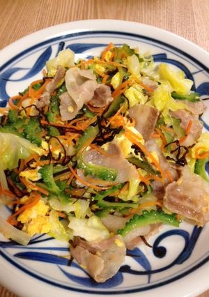 ゴーヤ入り。塩昆布野菜炒め-レシピのメイン写真