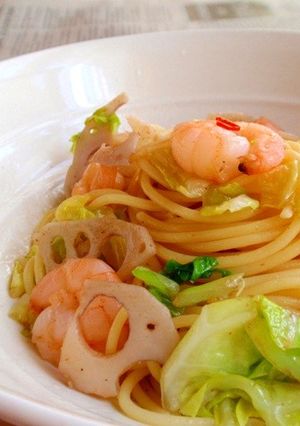春キャベツと海老と蓮根のパスタ。-レシピのメイン写真