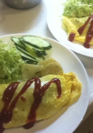 玉ねぎとひき肉でおかずなオムレツ-レシピのメイン写真