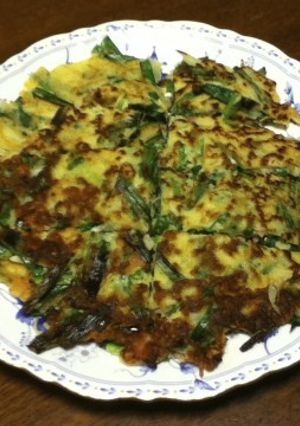 ニラを食べるチヂミ-レシピのメイン写真