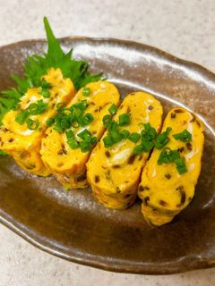 塩昆布と麺つゆだけで簡単美味しい♪卵焼き-レシピのメイン写真