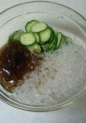 簡単混ぜるだけプチプチ海藻麺＆もずく酢-レシピのメイン写真