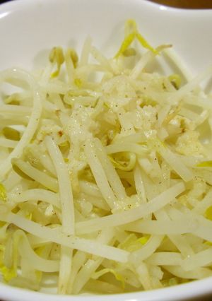 レンジで♪もやしの塩麹バター蒸し-レシピのメイン写真
