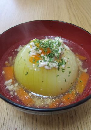 丸ごと新玉ねぎのスープ-レシピのメイン写真