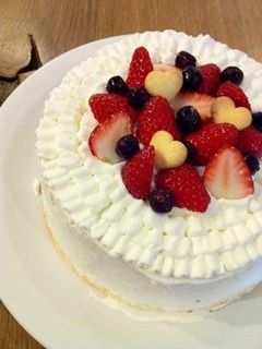 ふわふわスポンジ♡デコレーションケーキ-レシピのメイン写真