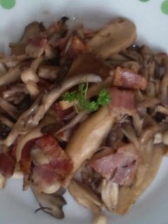 きのことベーコンのめんつゆバター炒め☆-レシピのメイン写真