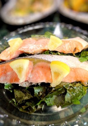 簡単５分☆シャケの三つ葉レンジ蒸し-レシピのメイン写真