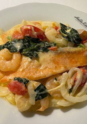 サーモンとエビのクリームチーズ煮-レシピのメイン写真