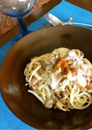 スープの素で簡単きのこクリームパスタ♪-レシピのメイン写真