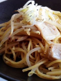 もやしと豚肉の塩焼きそば風パスタ-レシピのメイン写真