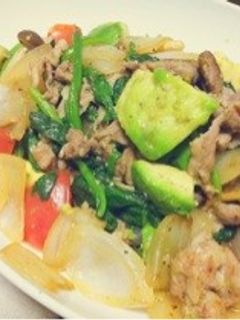 トマトとアボカドで?!野菜炒め-レシピのメイン写真