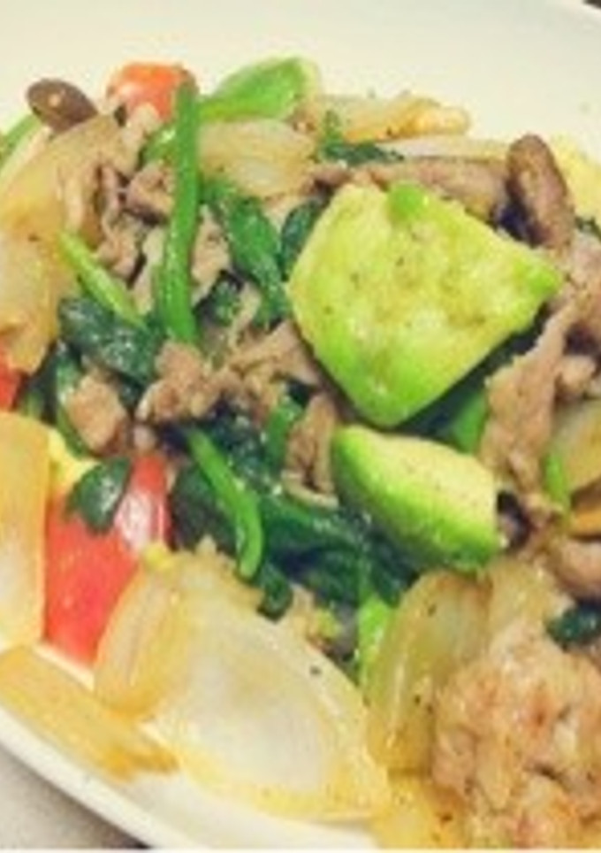 トマトとアボカドで?!野菜炒め-レシピのメイン写真