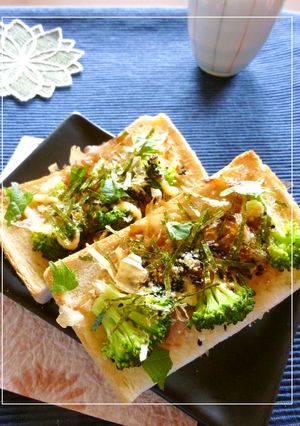 ブロッコリーの梅鰹の大葉風味トースト-レシピのメイン写真