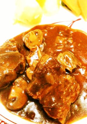 安い牛バラ肉で柔らかデミグラ煮込み-レシピのメイン写真
