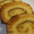 ロールケーキがサクサクのクッキー風に!