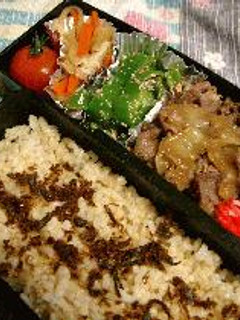 牛皿・ピーマンのたらこ炒め弁当-レシピのメイン写真