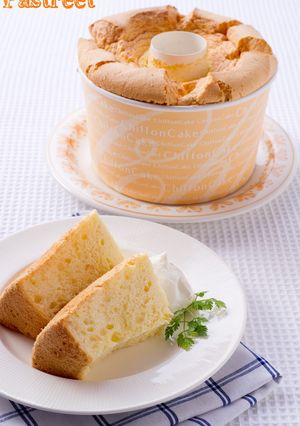 紙型で焼く♪失敗しないシフォンケーキ-レシピのメイン写真
