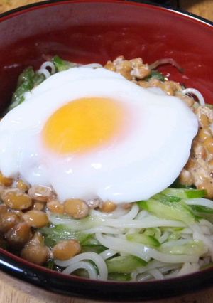 夏に☆半熟卵と納豆のぶっかけそうめん-レシピのメイン写真