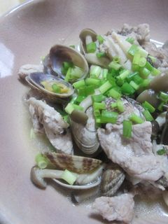 あさりとしめじと豚肉で♫-レシピのメイン写真
