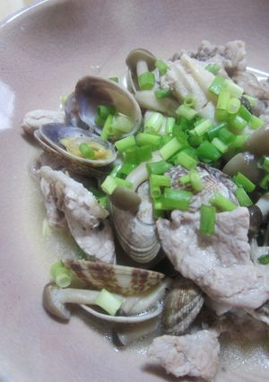 あさりとしめじと豚肉で♫-レシピのメイン写真
